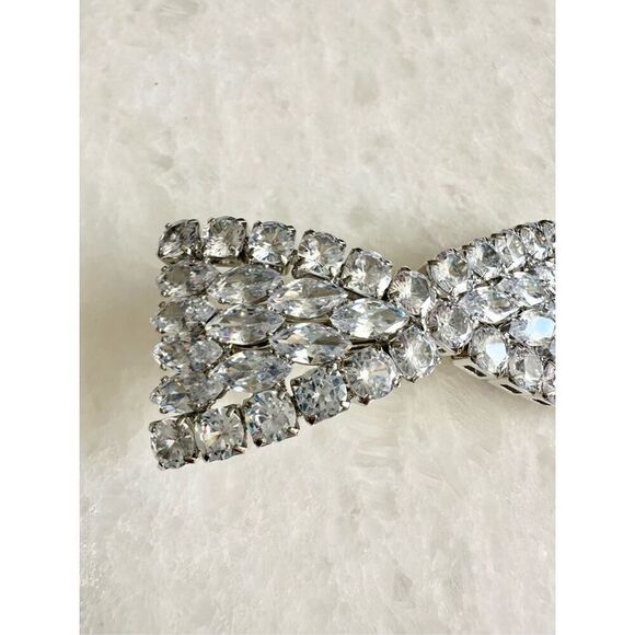 Super sparkly round and marquee cut cubic zirconia Bow hair clip barrette - Picture 2 of 3